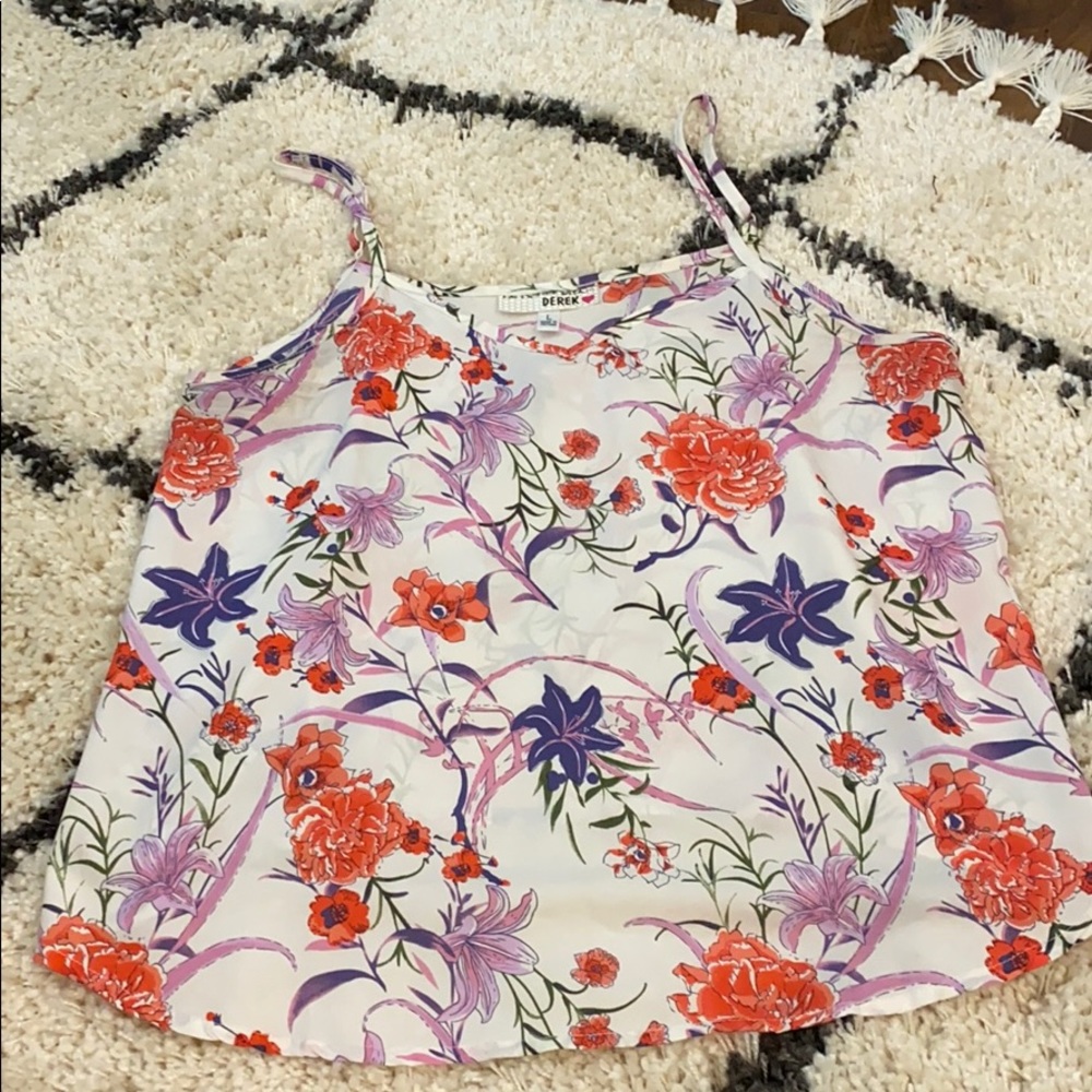 Derek Heart floral tank